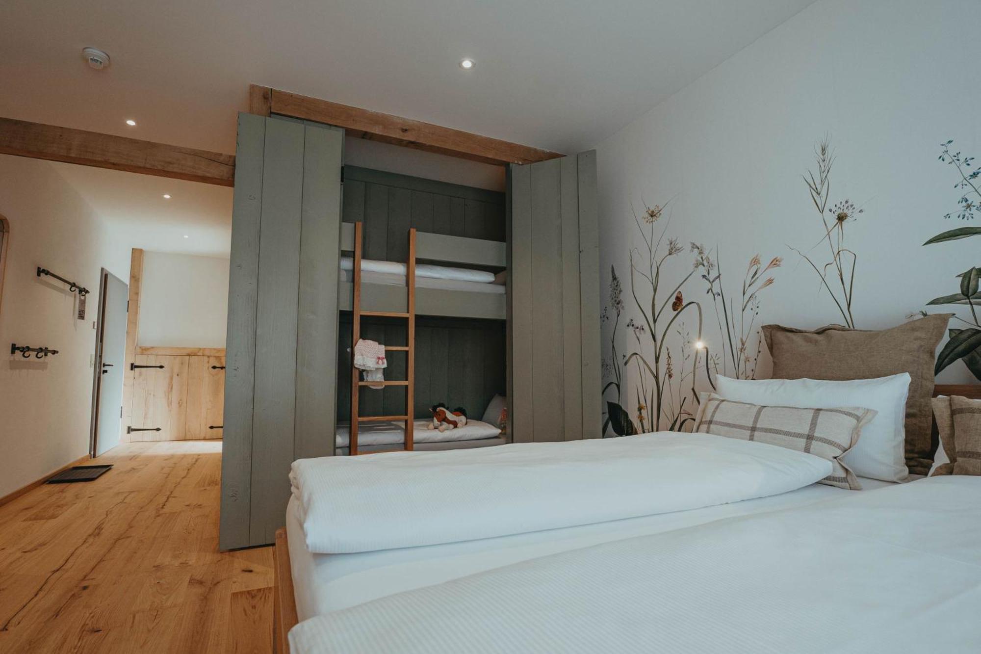Biohotel Wildland Natural Resort Hornbostel エクステリア 写真