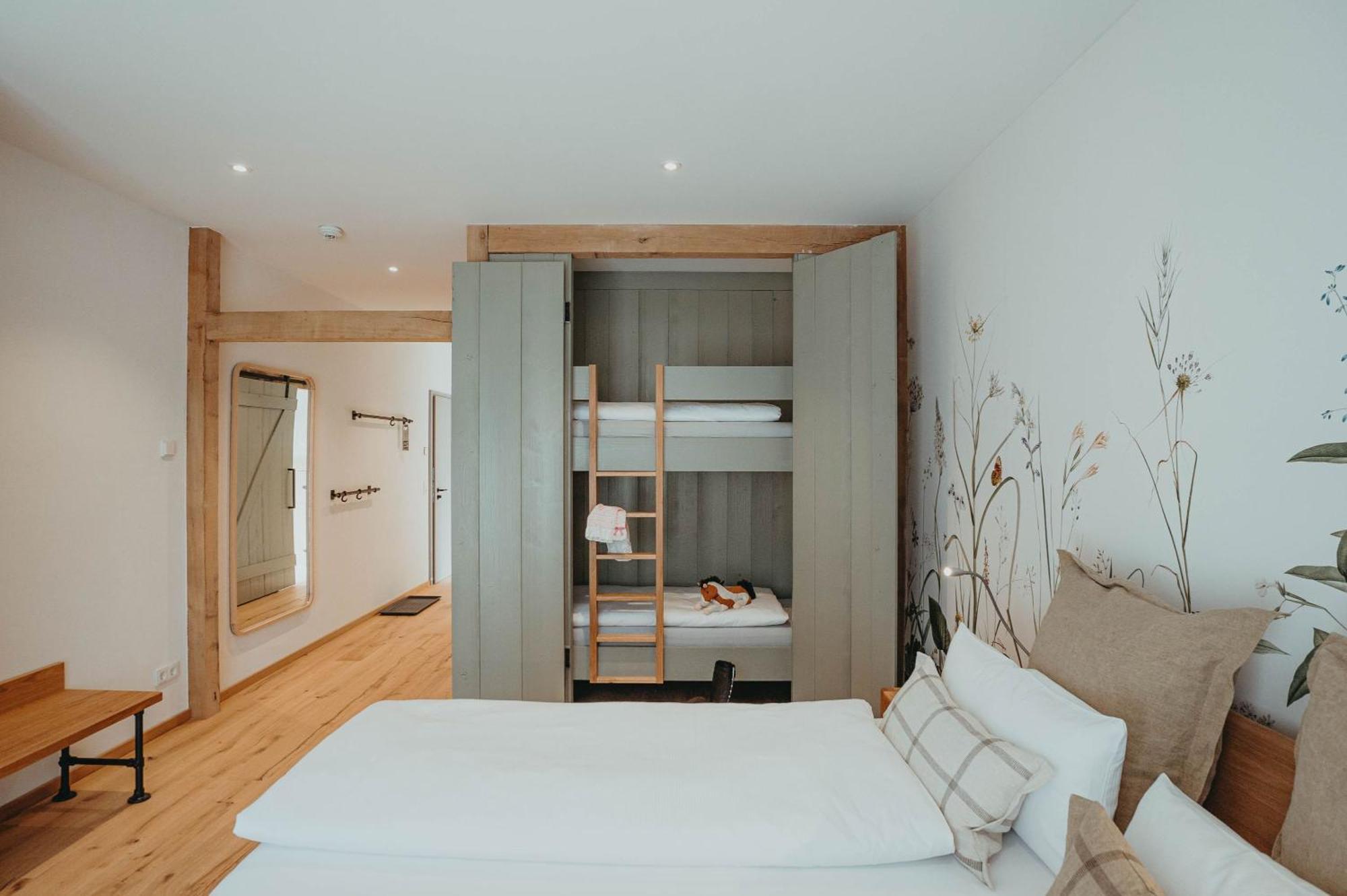 Biohotel Wildland Natural Resort Hornbostel エクステリア 写真