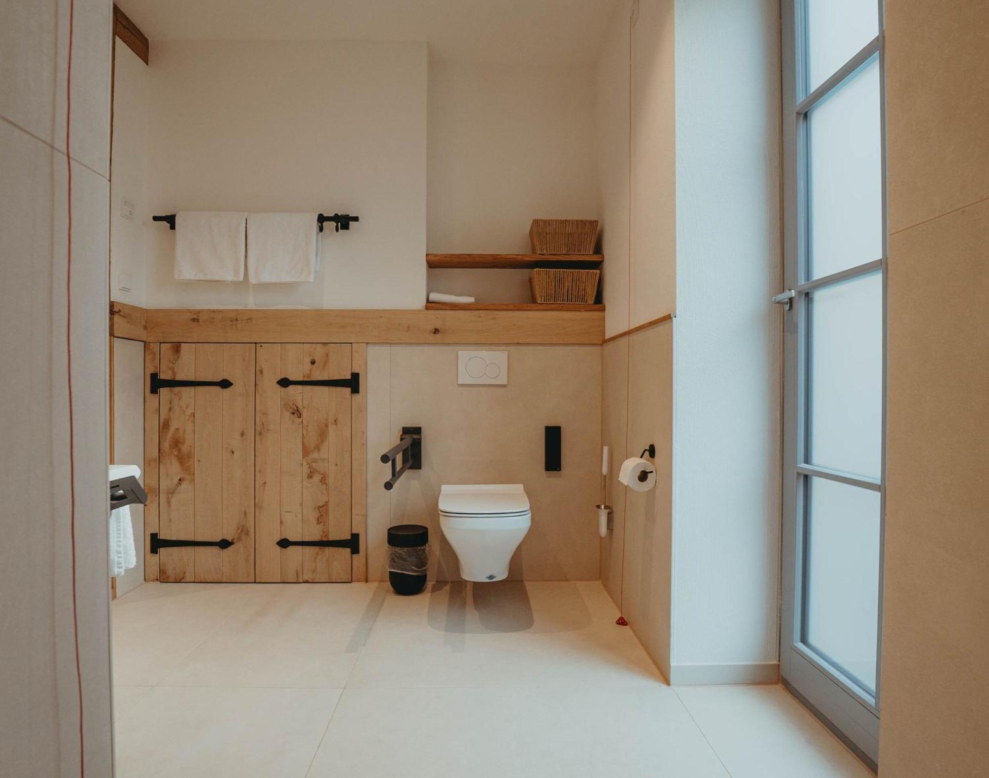 Biohotel Wildland Natural Resort Hornbostel エクステリア 写真